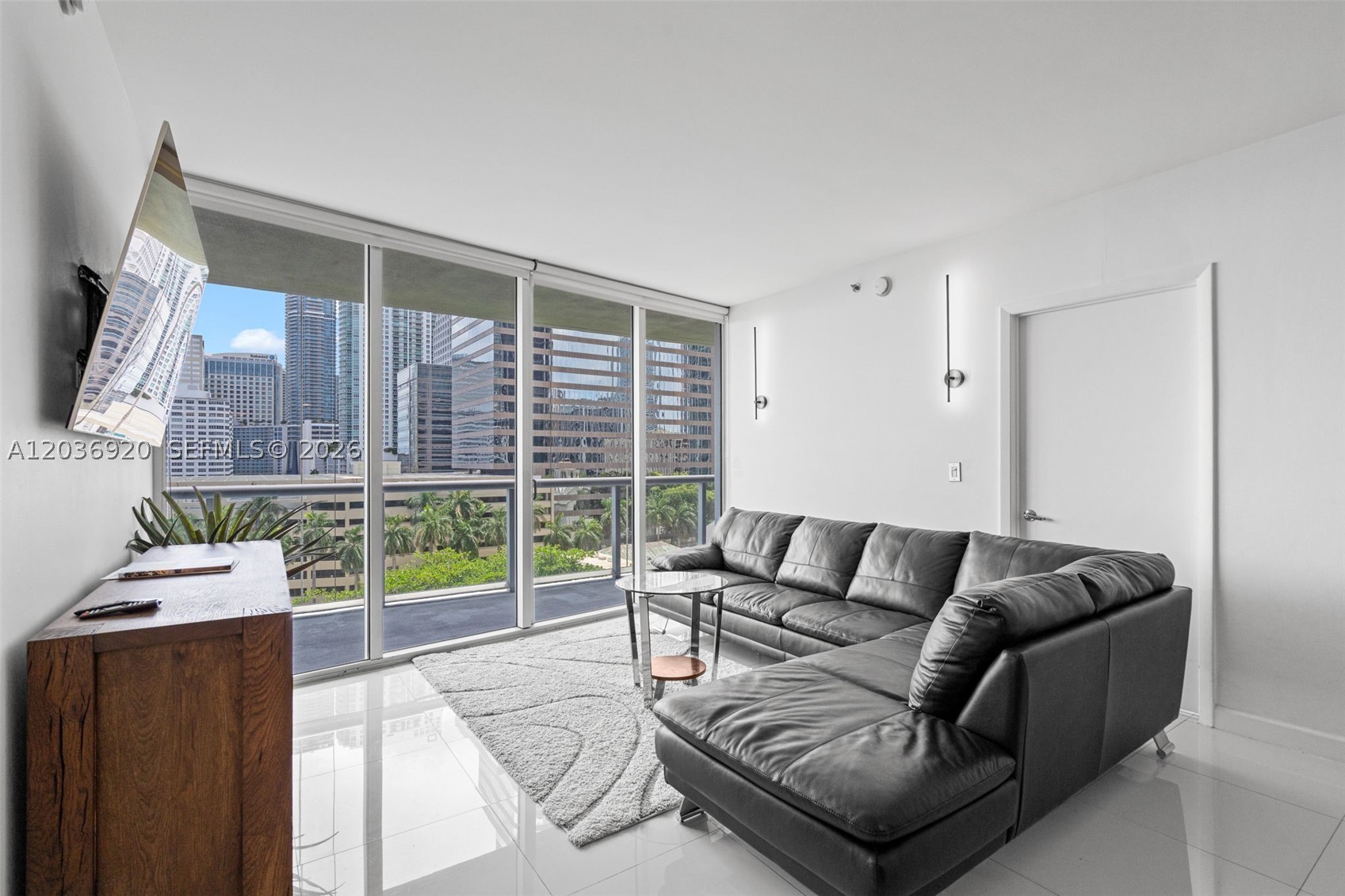 ICON BRICKELL NO TWO - Residential