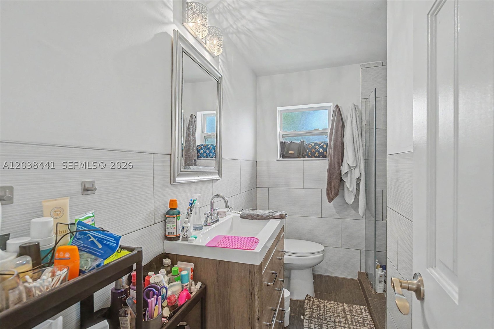 STORMPROOF SUB - Residential Lease