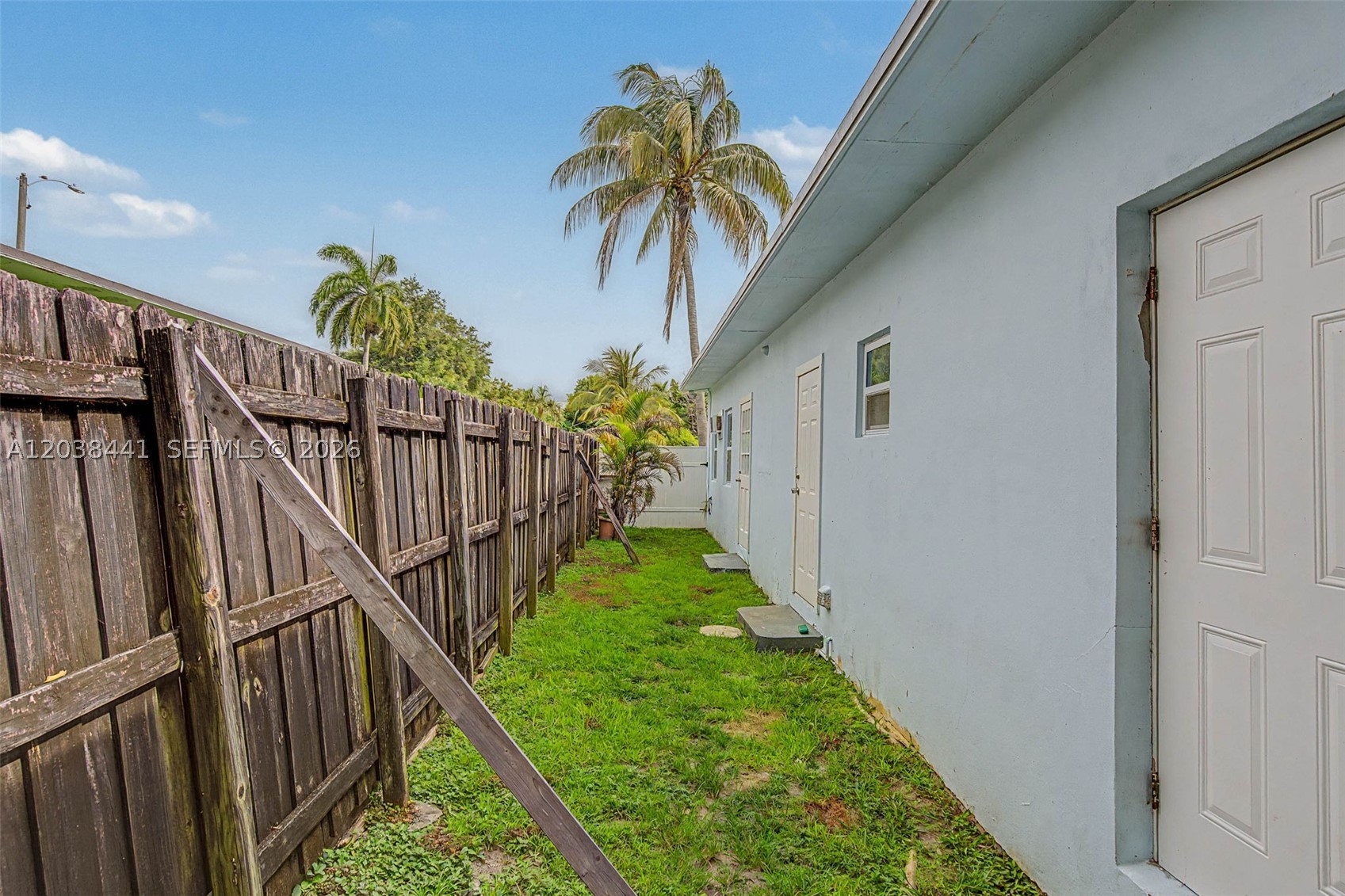 STORMPROOF SUB - Residential Lease