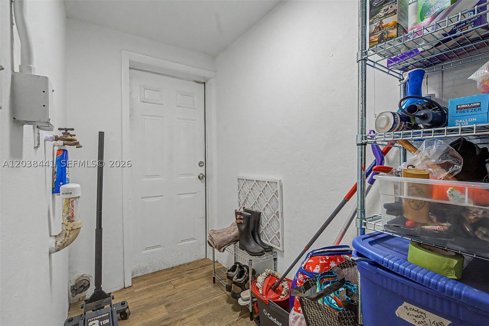 STORMPROOF SUB - Residential Lease