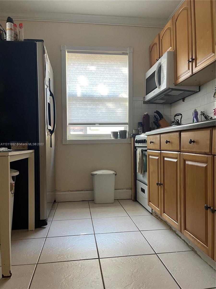 7636 ABBOTT AVENUE CONDO - Residential Lease