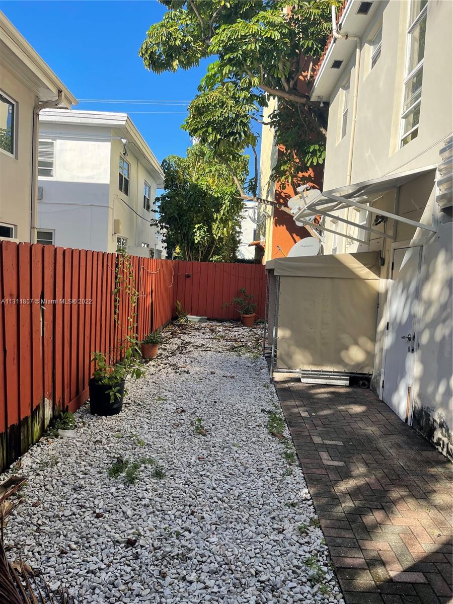 7636 ABBOTT AVENUE CONDO - Residential Lease