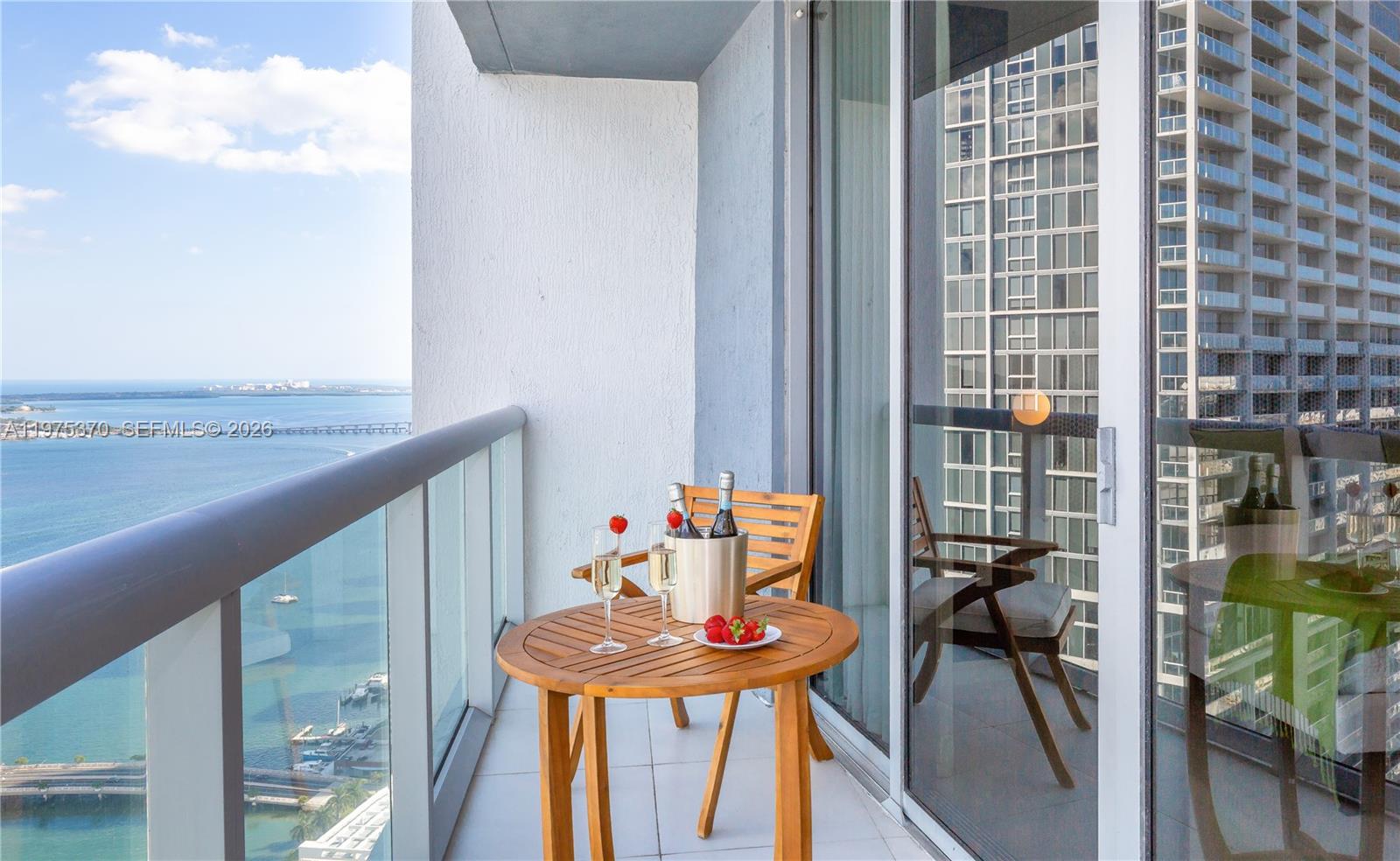 ICON BRICKELL CONDO NO 3 - Residential