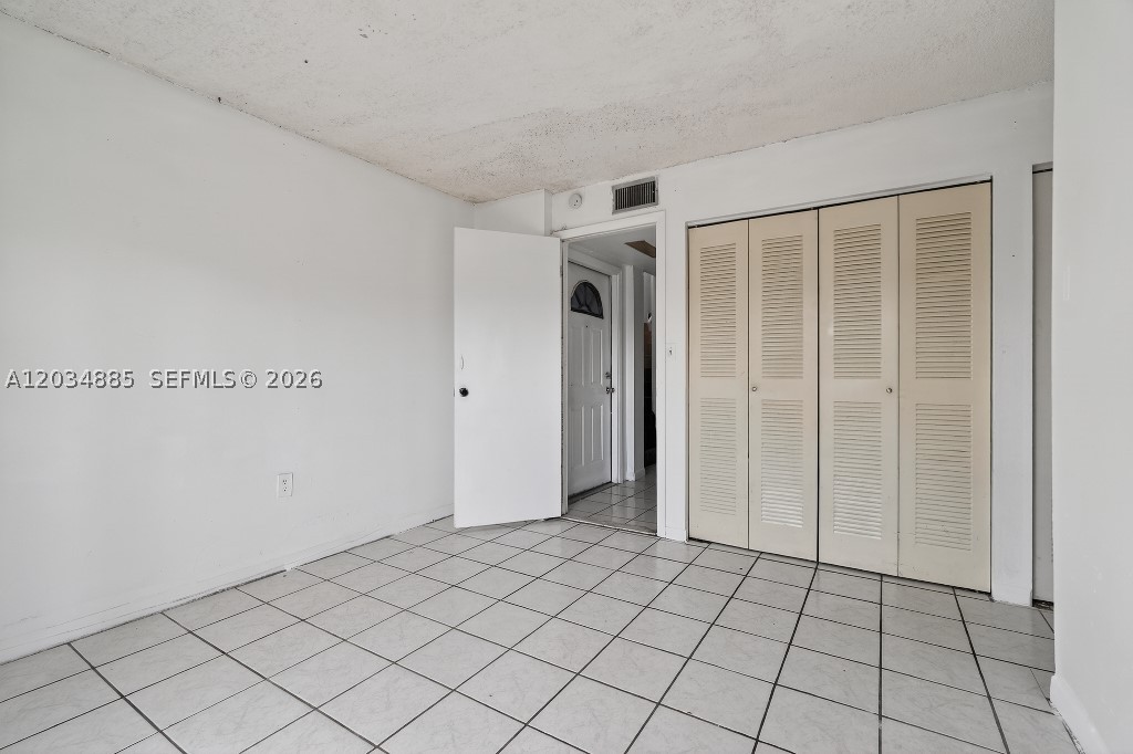 VILLAS AT CUTLER RIDGE - Residential