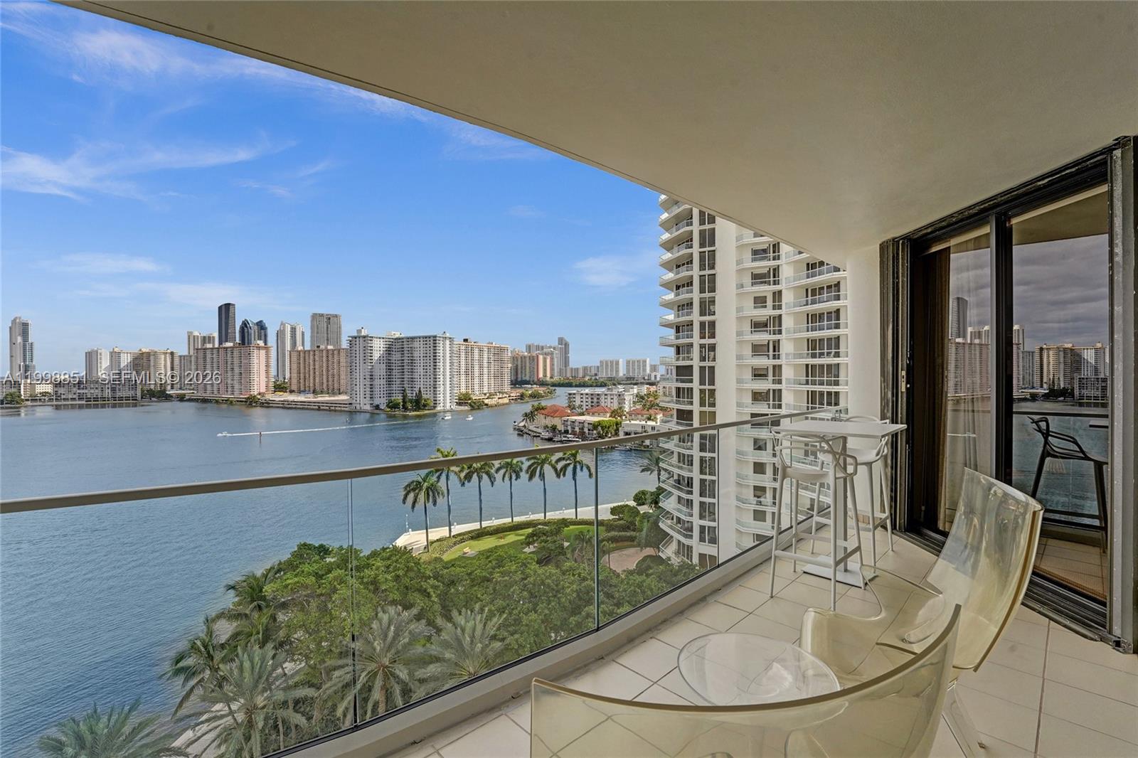 2800 ISL BLVD WILLIAMS IS - Residential