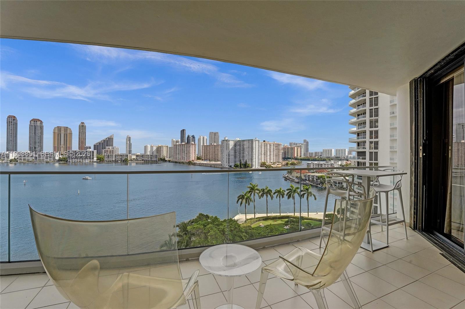 2800 ISL BLVD WILLIAMS IS - Residential