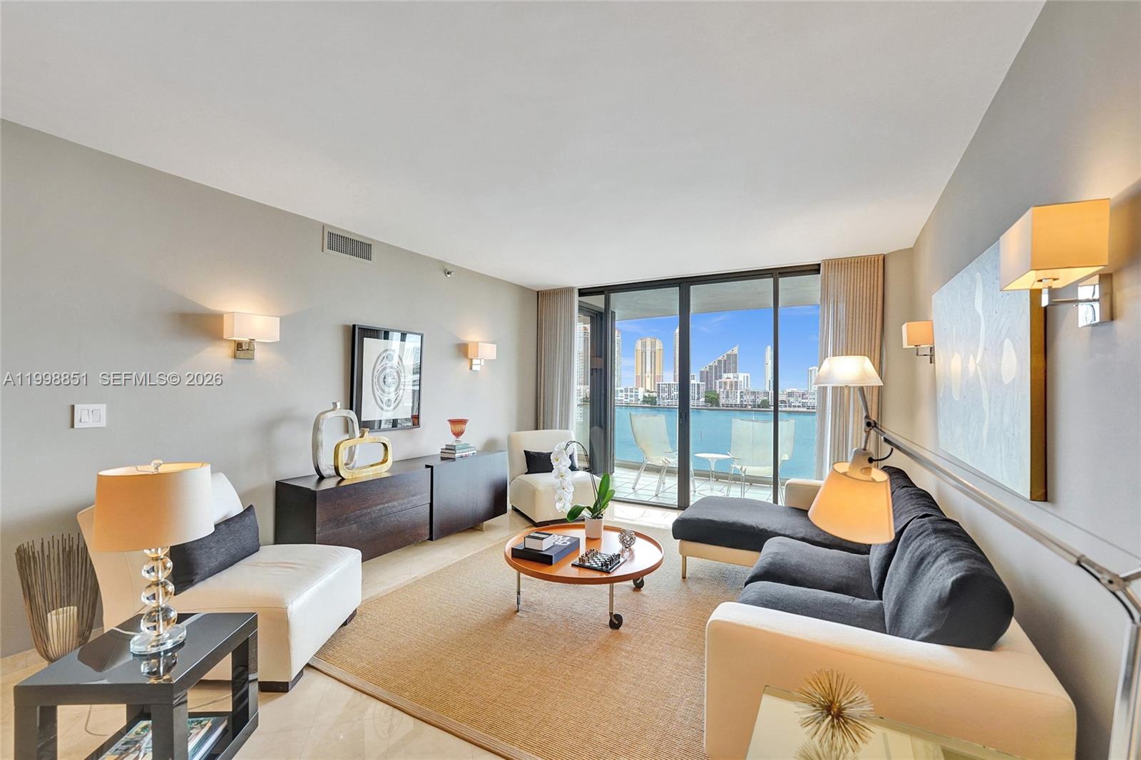 2800 ISL BLVD WILLIAMS IS - Residential