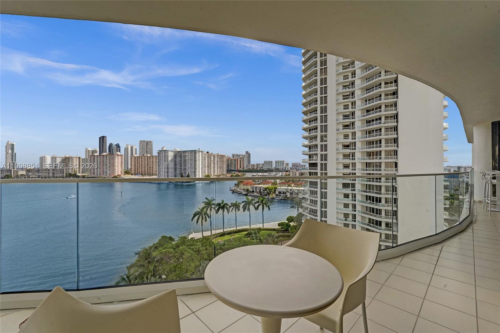 2800 ISL BLVD WILLIAMS IS - Residential