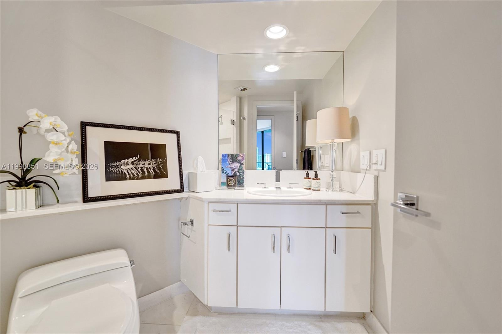 2800 ISL BLVD WILLIAMS IS - Residential