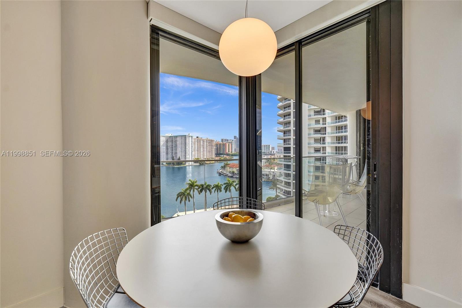 2800 ISL BLVD WILLIAMS IS - Residential