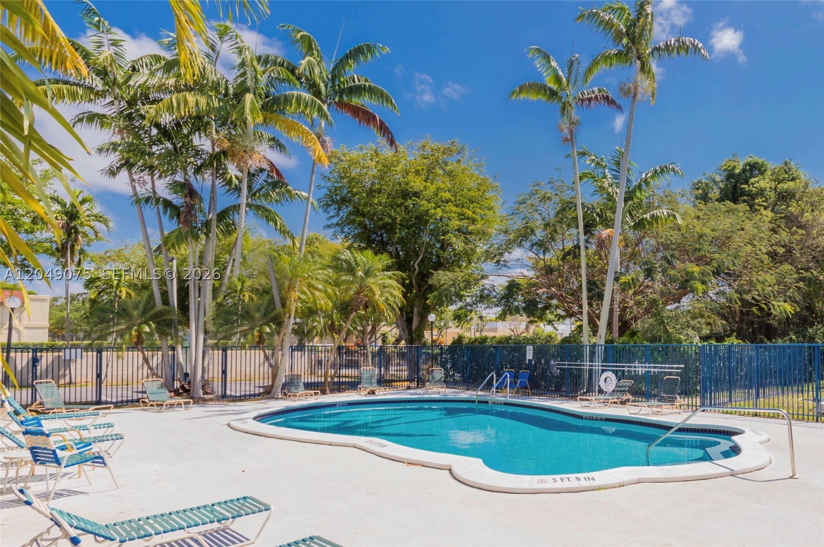 CORAL REEF TOWNHOUSES CON - Residential Lease