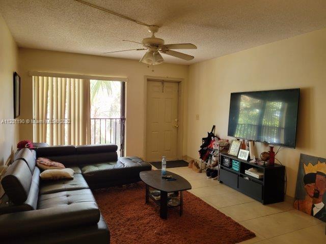 CYPRESS CREEK VILLAS OF C - Residential