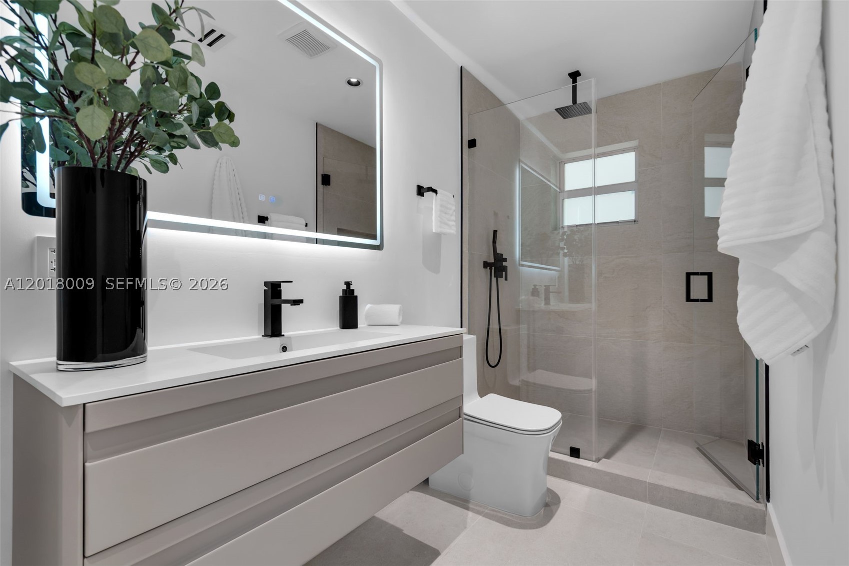 C GABLES GRANADA SEC REV - Residential