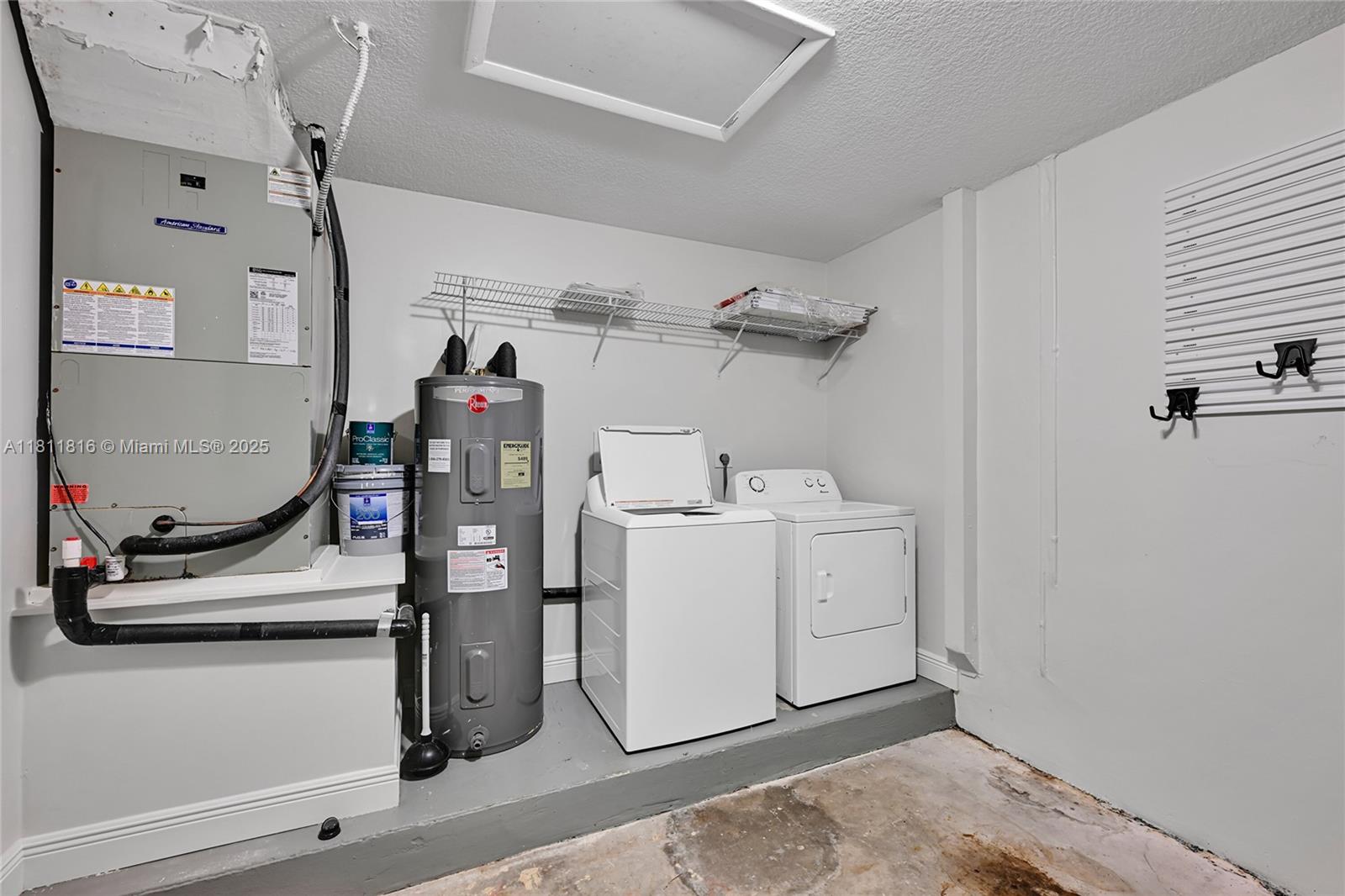 WINSTON PARK SECTION ONE - Residential Lease