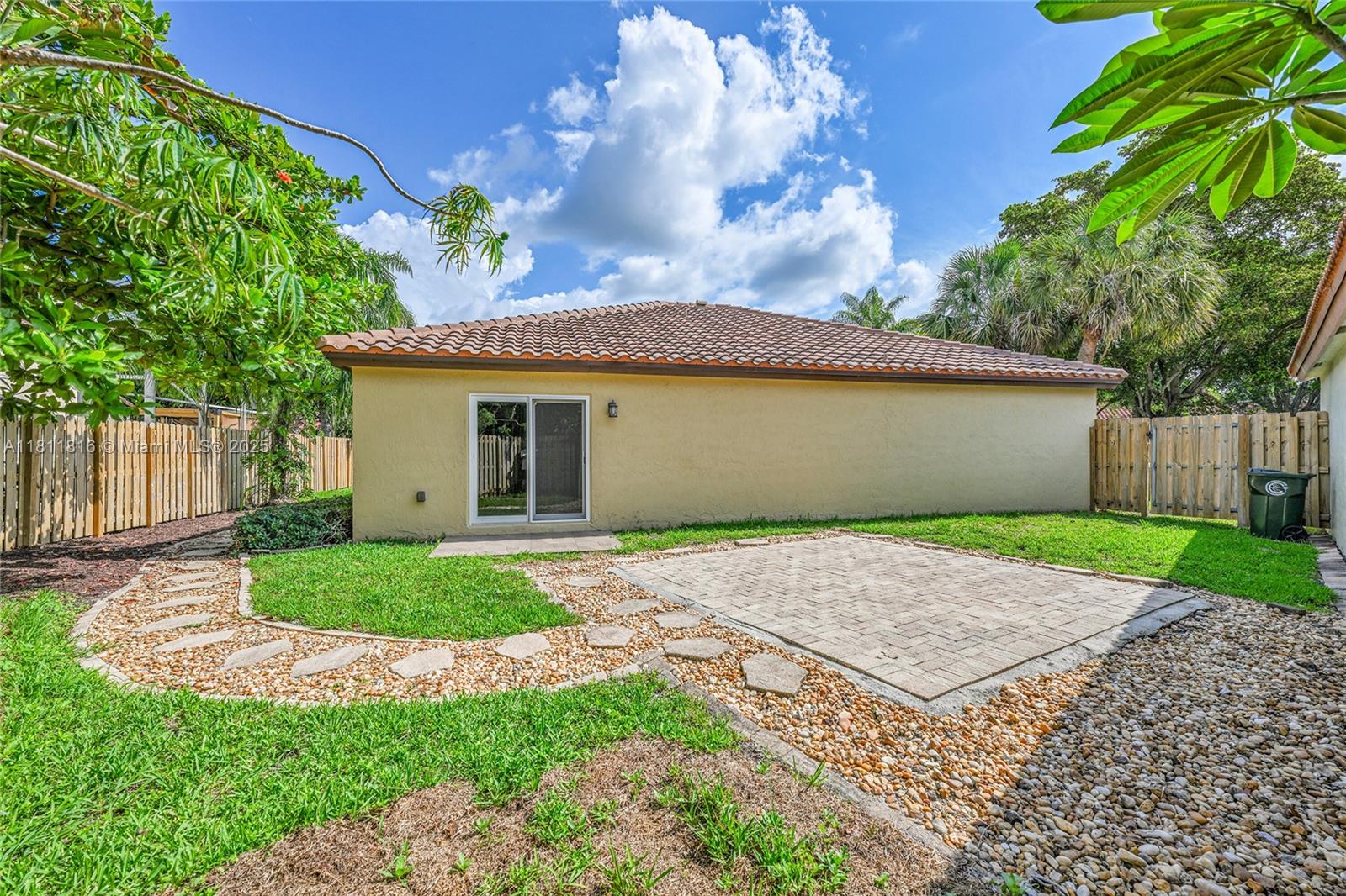 WINSTON PARK SECTION ONE - Residential Lease