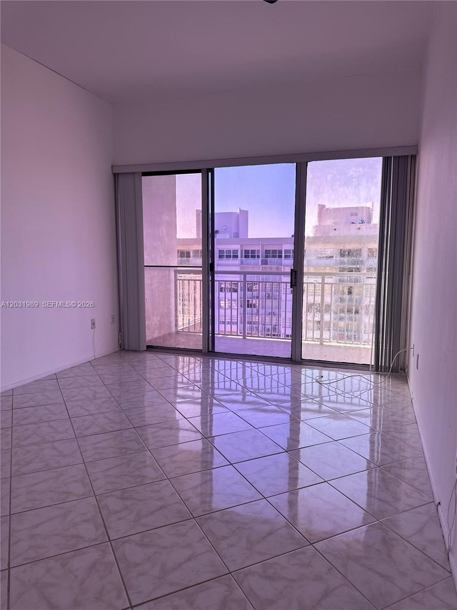 DEL PRADO MARINA - Residential Lease
