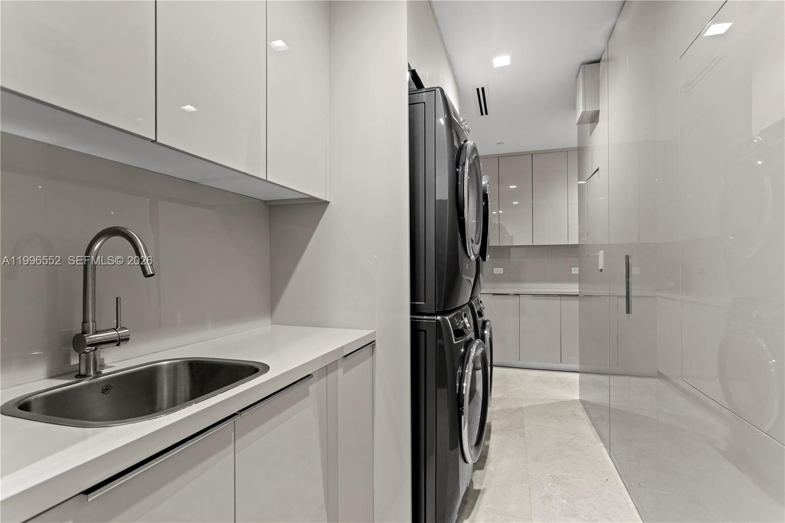 MILLENNIUM TOWER RESIDENC - Residential