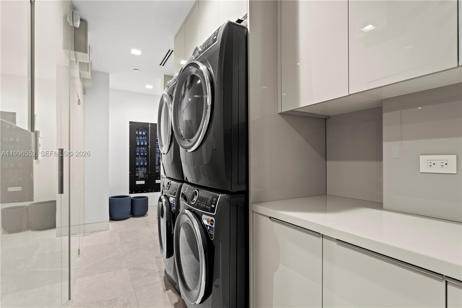 MILLENNIUM TOWER RESIDENC - Residential