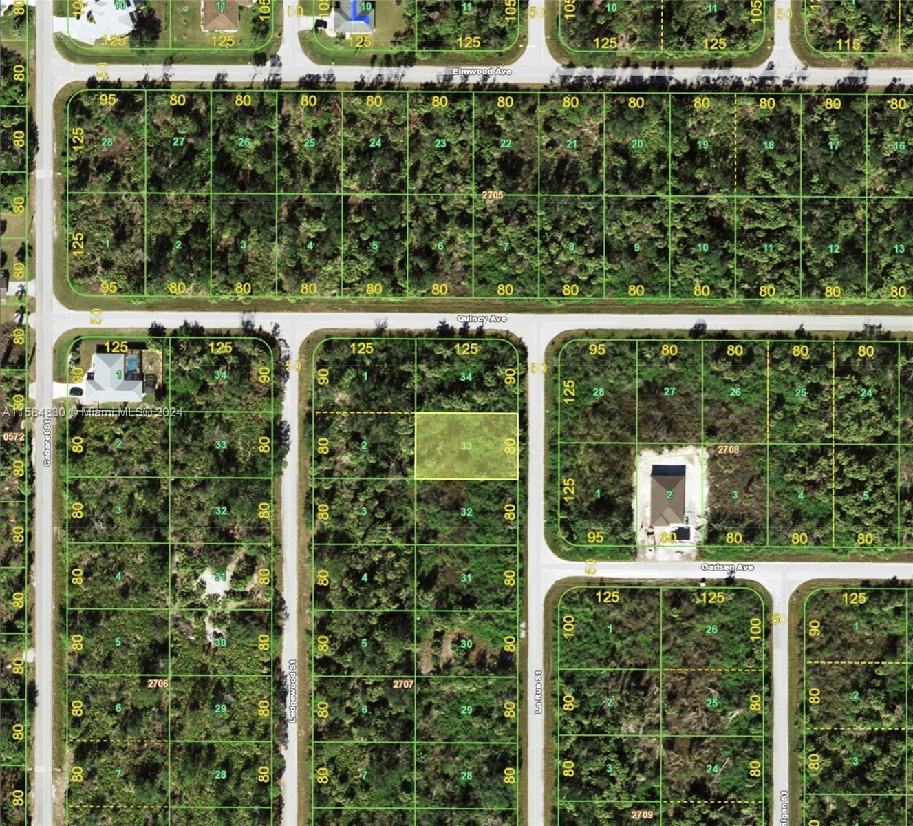 Port Charlotte - Land
