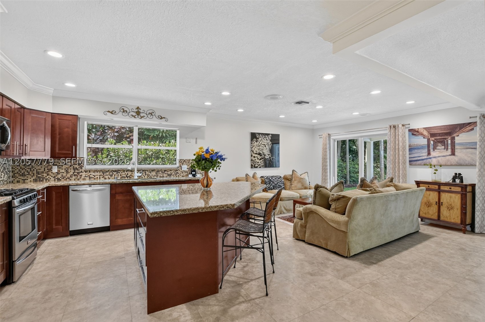 CONFERENCE RIDGE - Residential