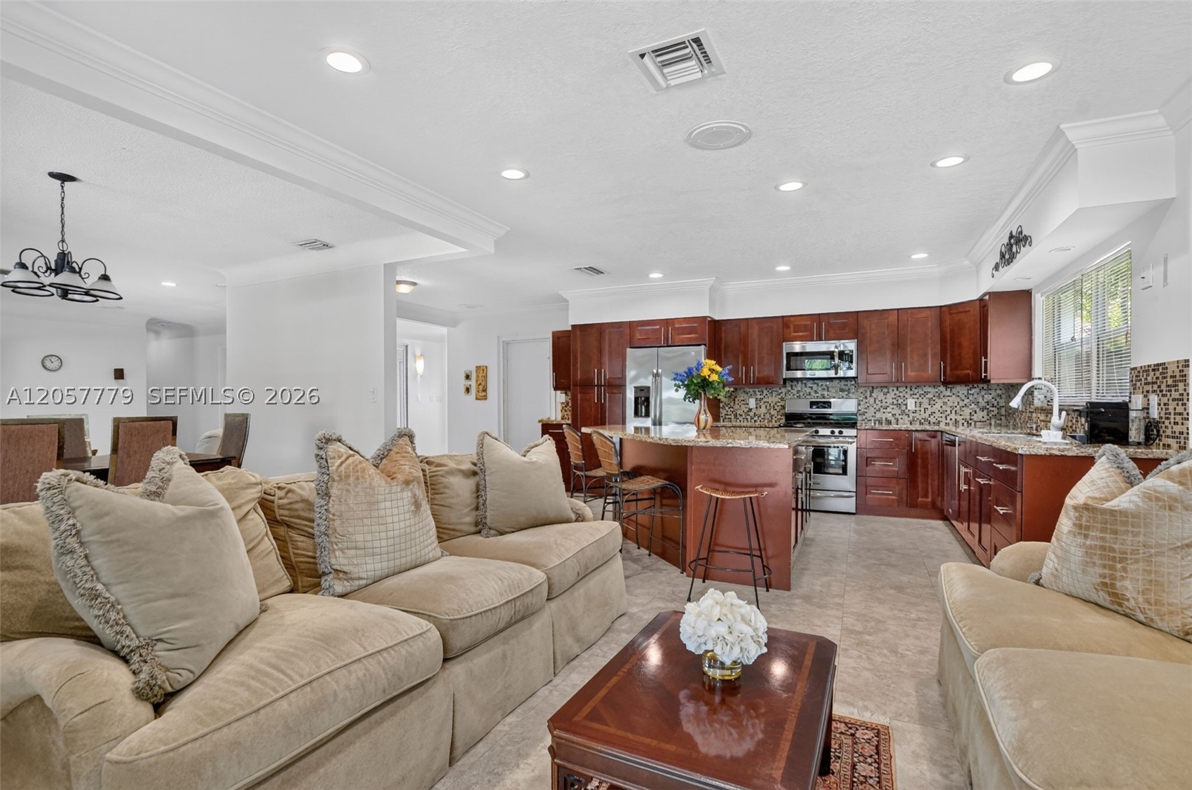 CONFERENCE RIDGE - Residential