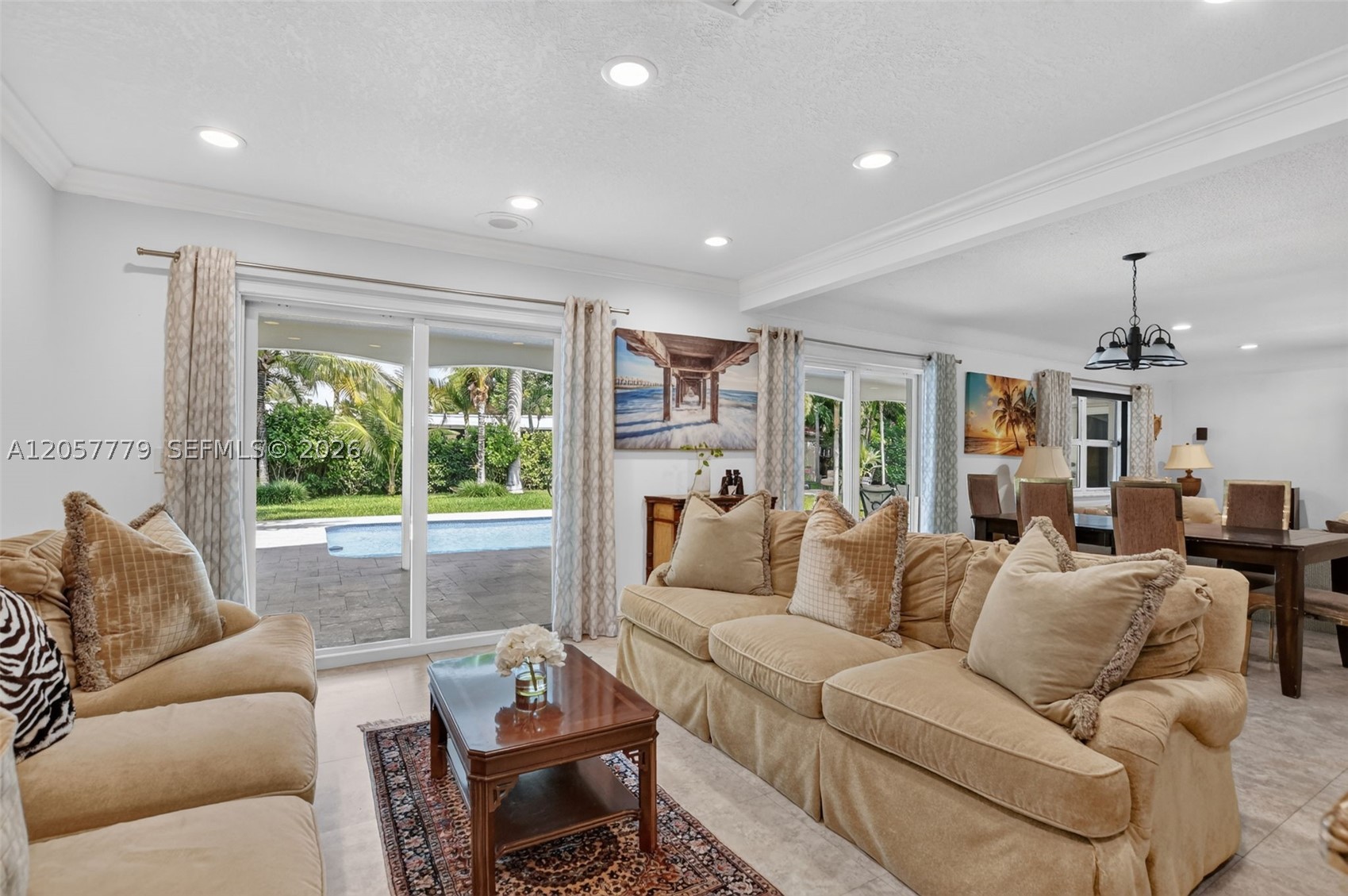 CONFERENCE RIDGE - Residential