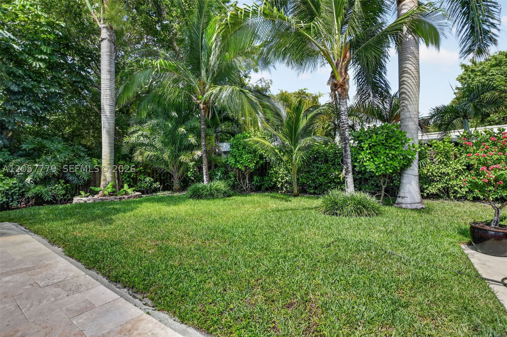 CONFERENCE RIDGE - Residential