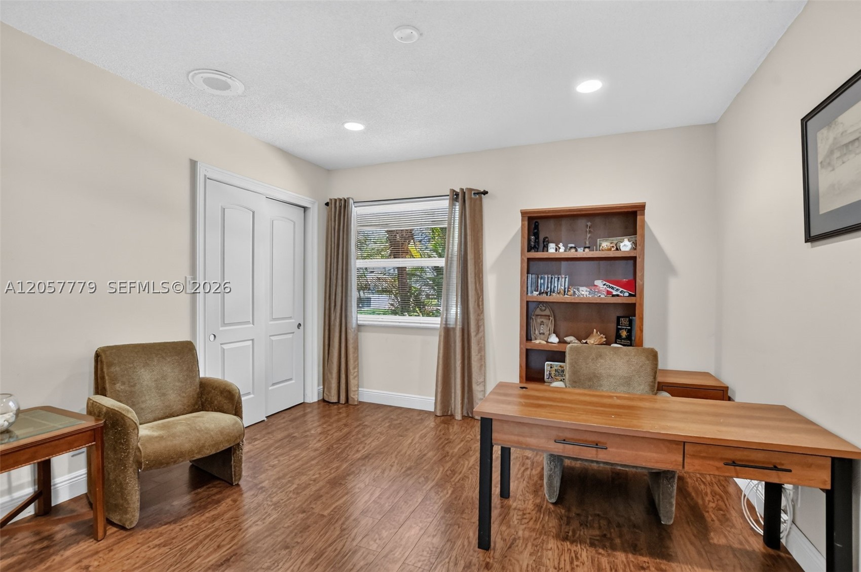 CONFERENCE RIDGE - Residential