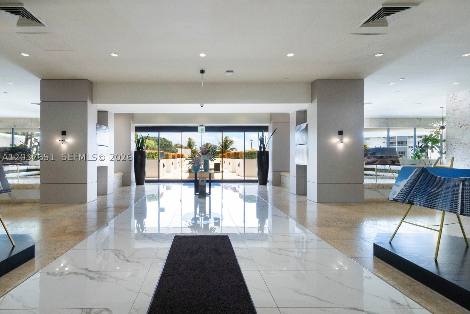 1000 ISL BLVD WILLIAMS IS - Residential