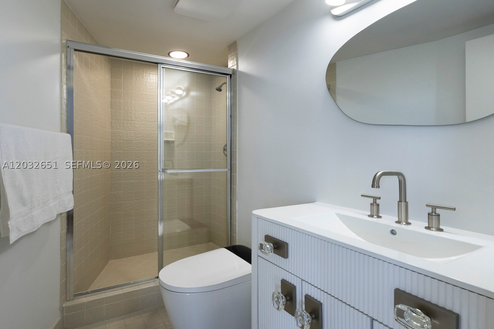 1000 ISL BLVD WILLIAMS IS - Residential