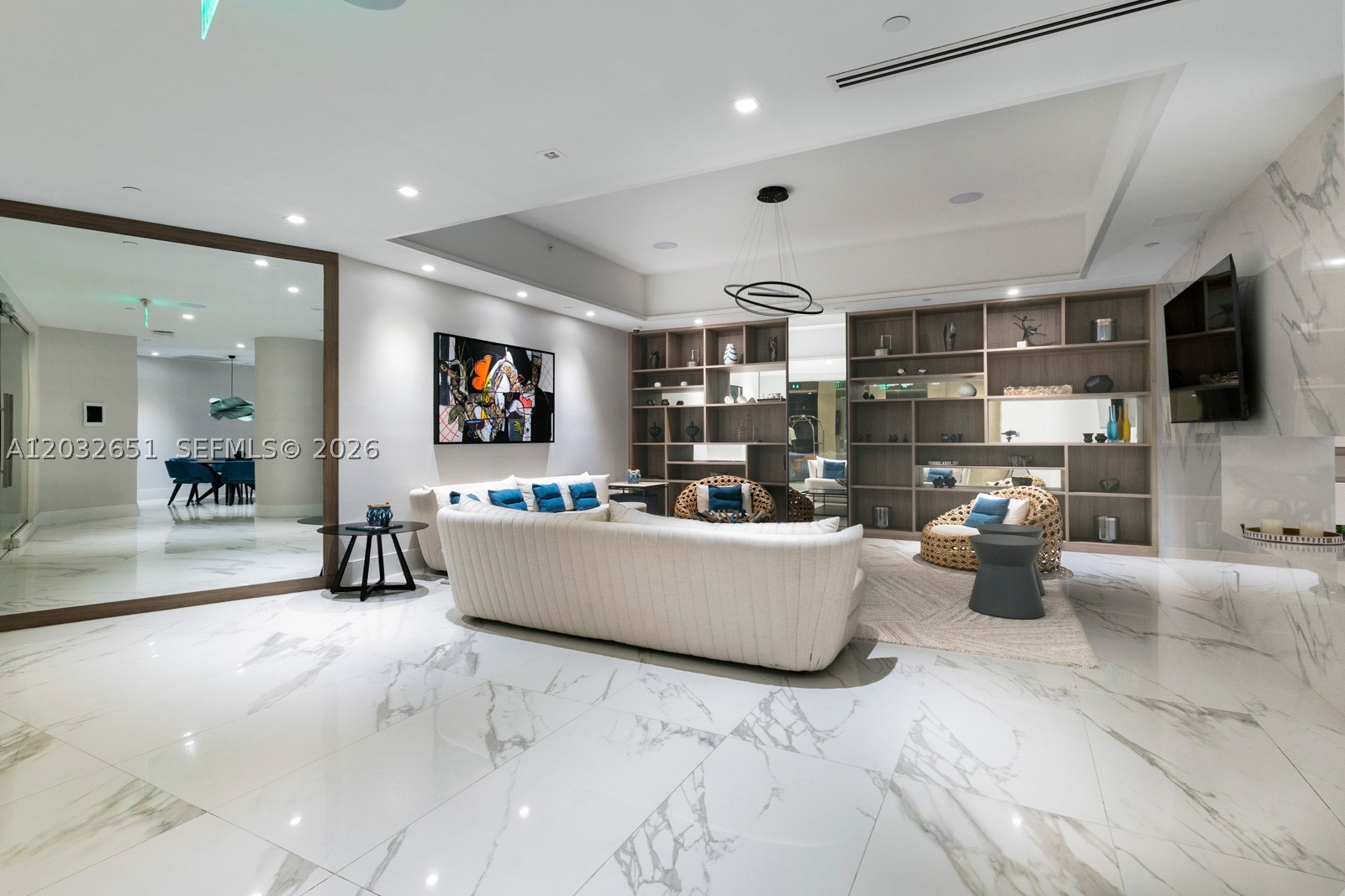 1000 ISL BLVD WILLIAMS IS - Residential