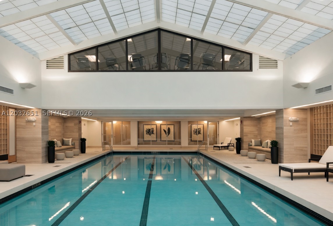1000 ISL BLVD WILLIAMS IS - Residential