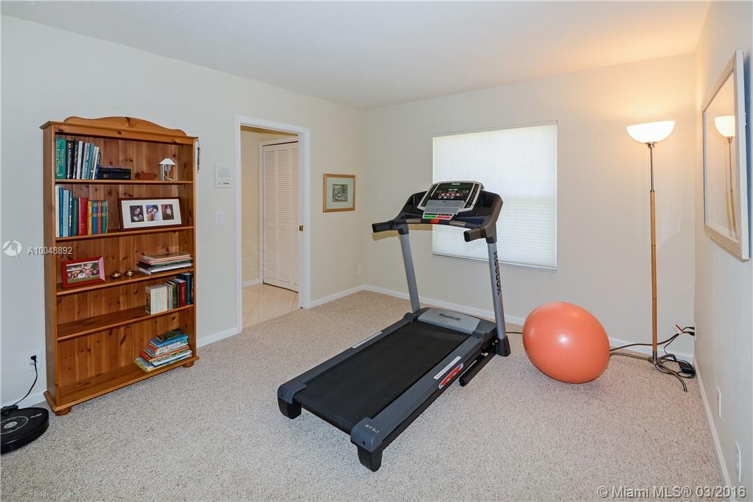 EDGEWATER - Residential