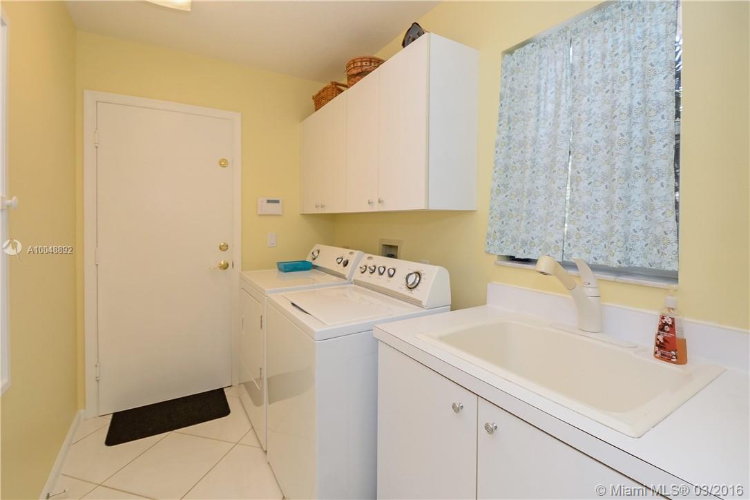 EDGEWATER - Residential