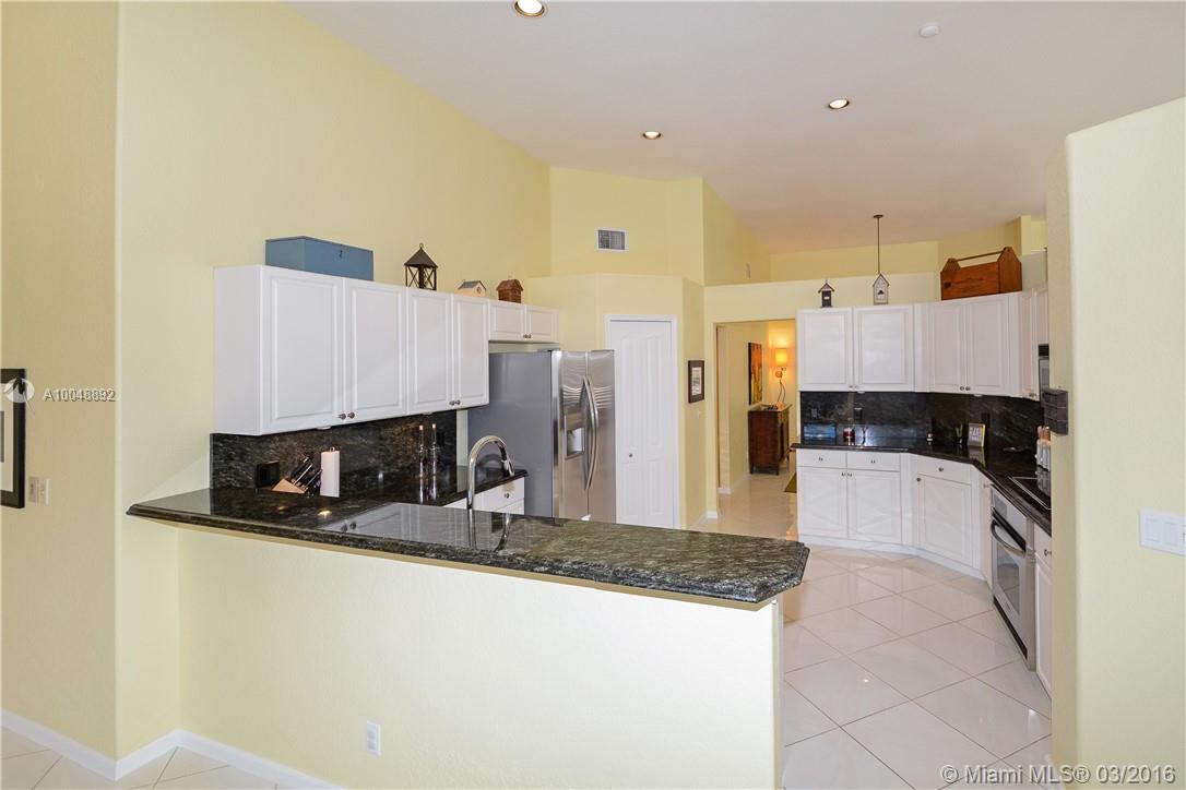 EDGEWATER - Residential