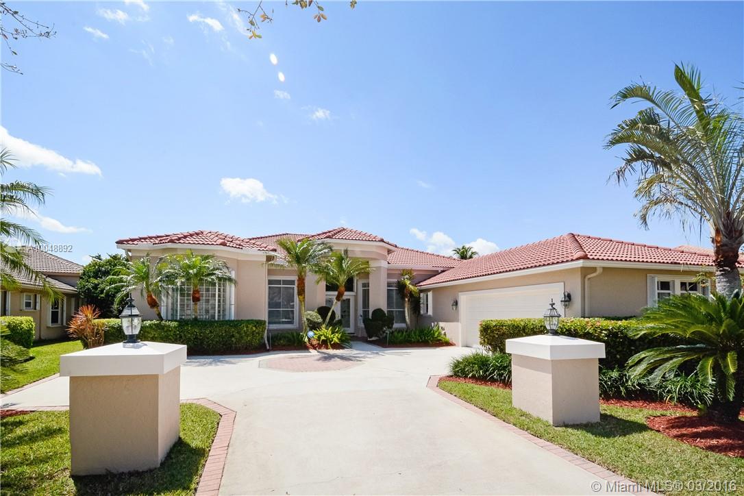 EDGEWATER - Residential