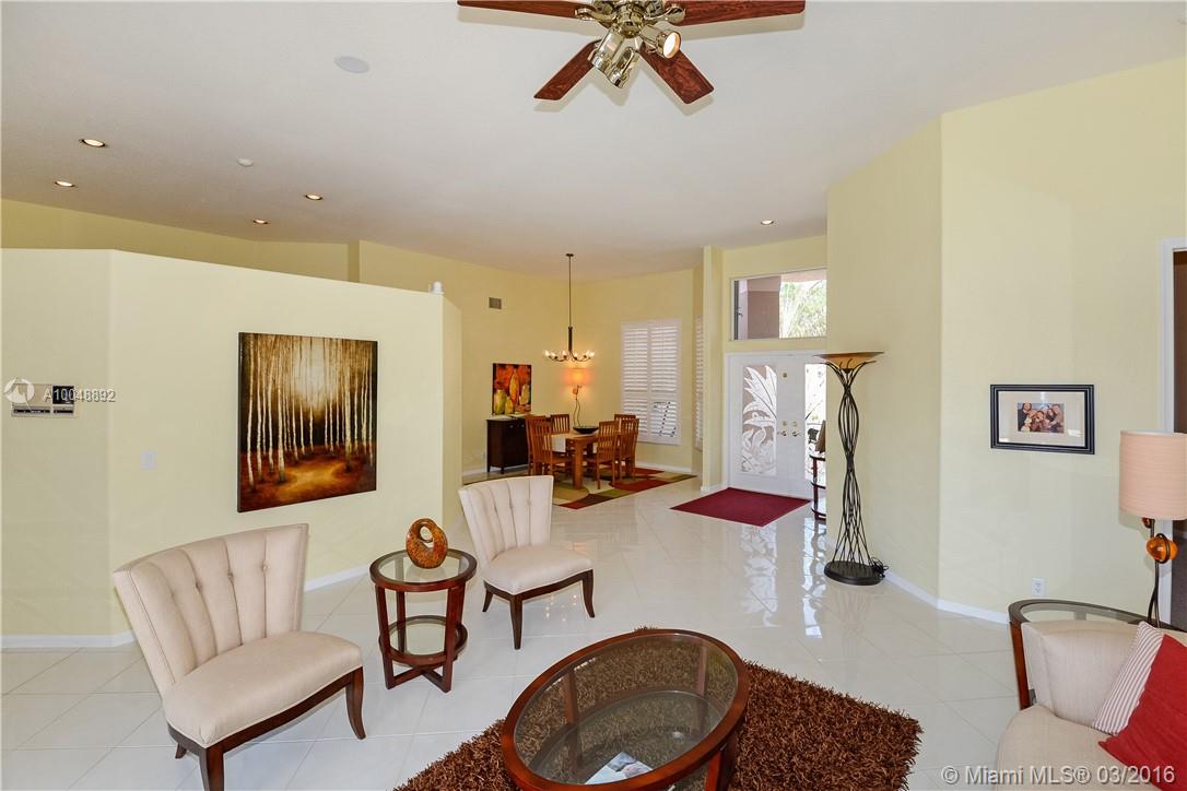 EDGEWATER - Residential