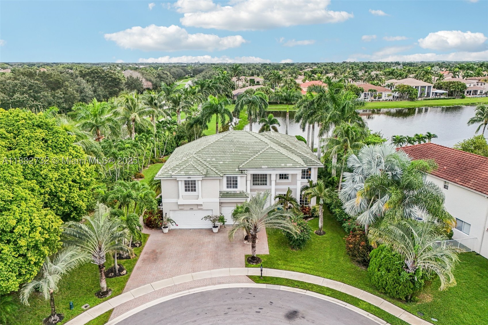 ISLES AT WELLINGTON 4 - Residential