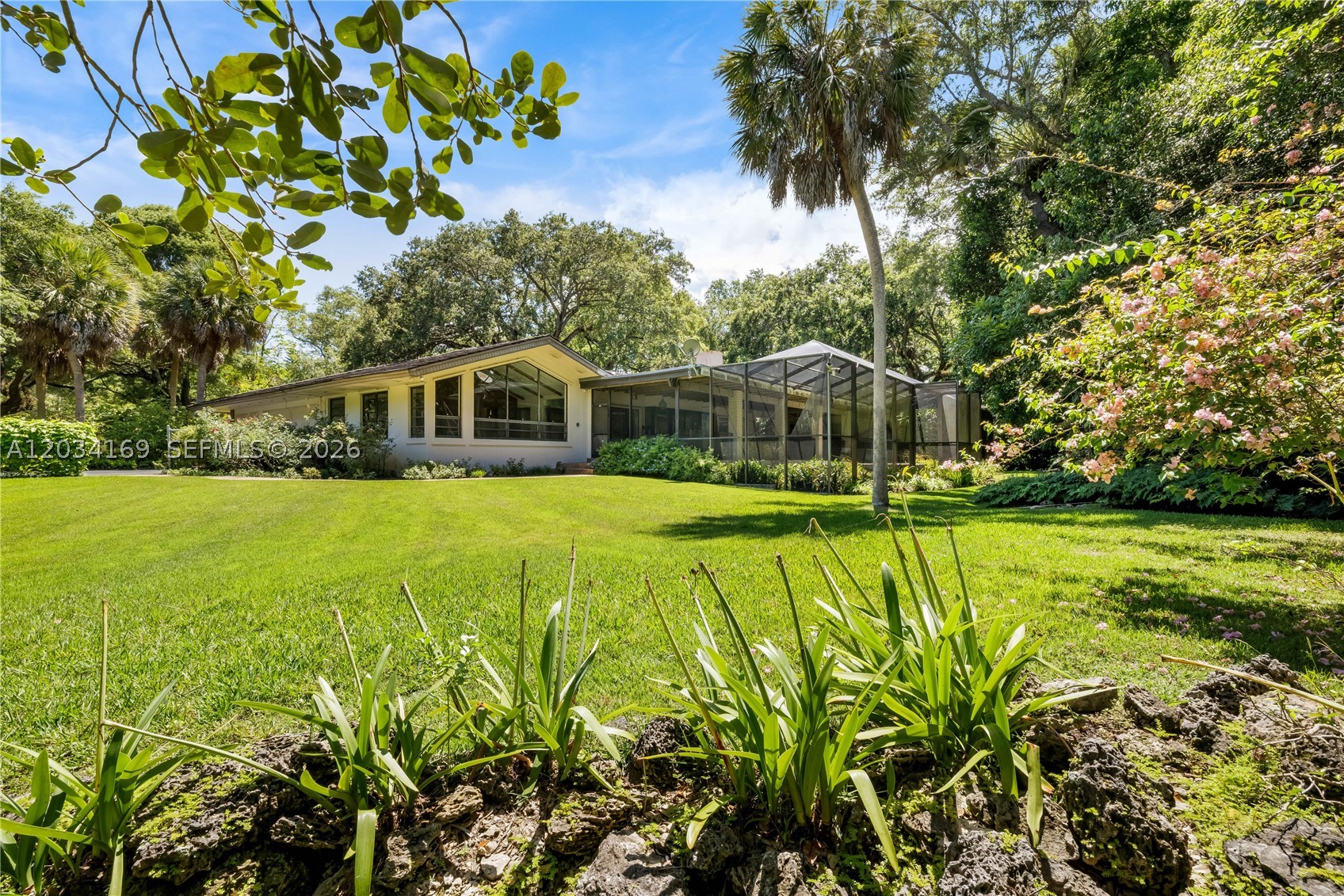 SNAPPER CREEK LAKES SUB - Residential