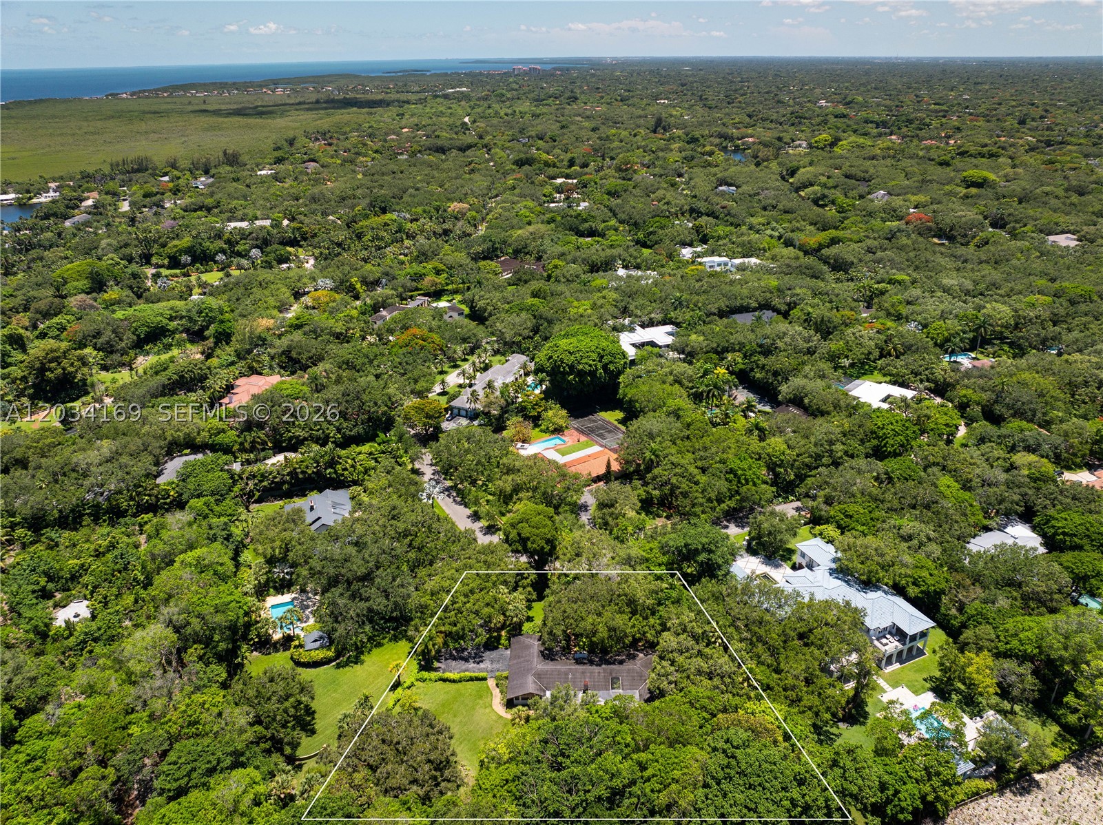 SNAPPER CREEK LAKES SUB - Residential
