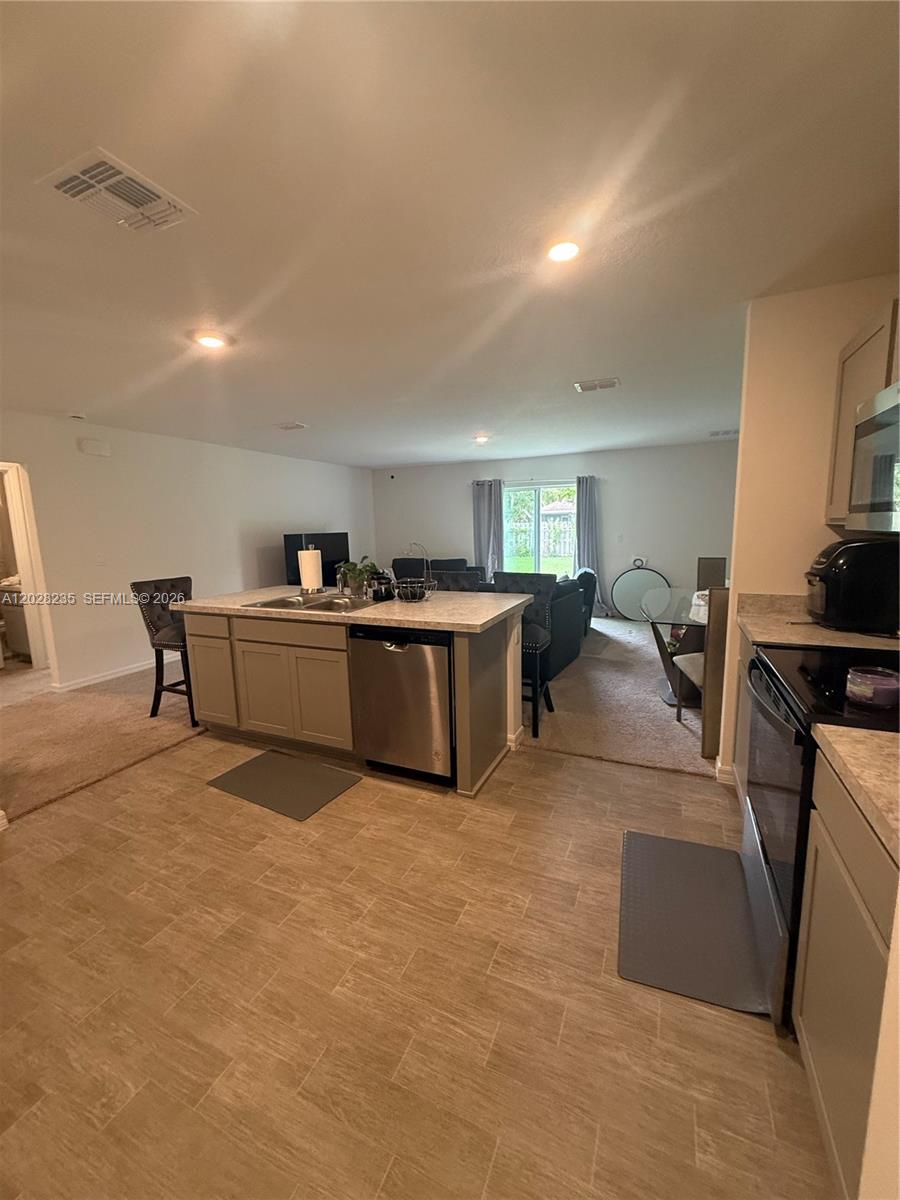 PORT ST LUCIE SECTION 12 - Residential Lease