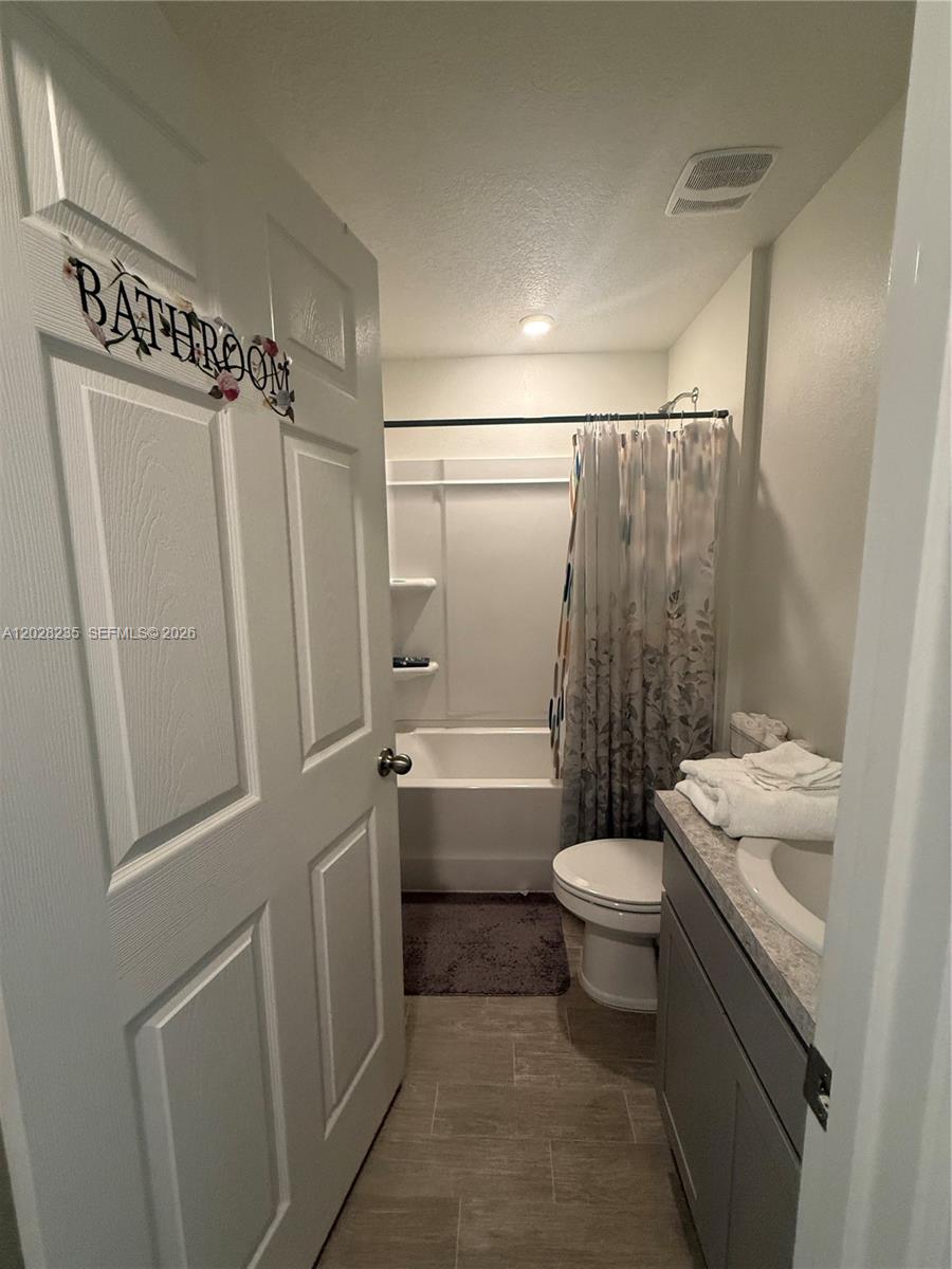 PORT ST LUCIE SECTION 12 - Residential Lease