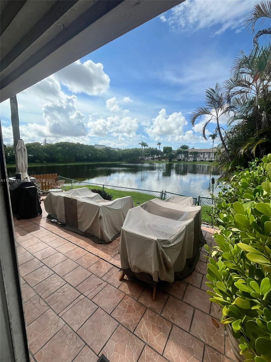DORAL GRAND CONDO - Residential Lease