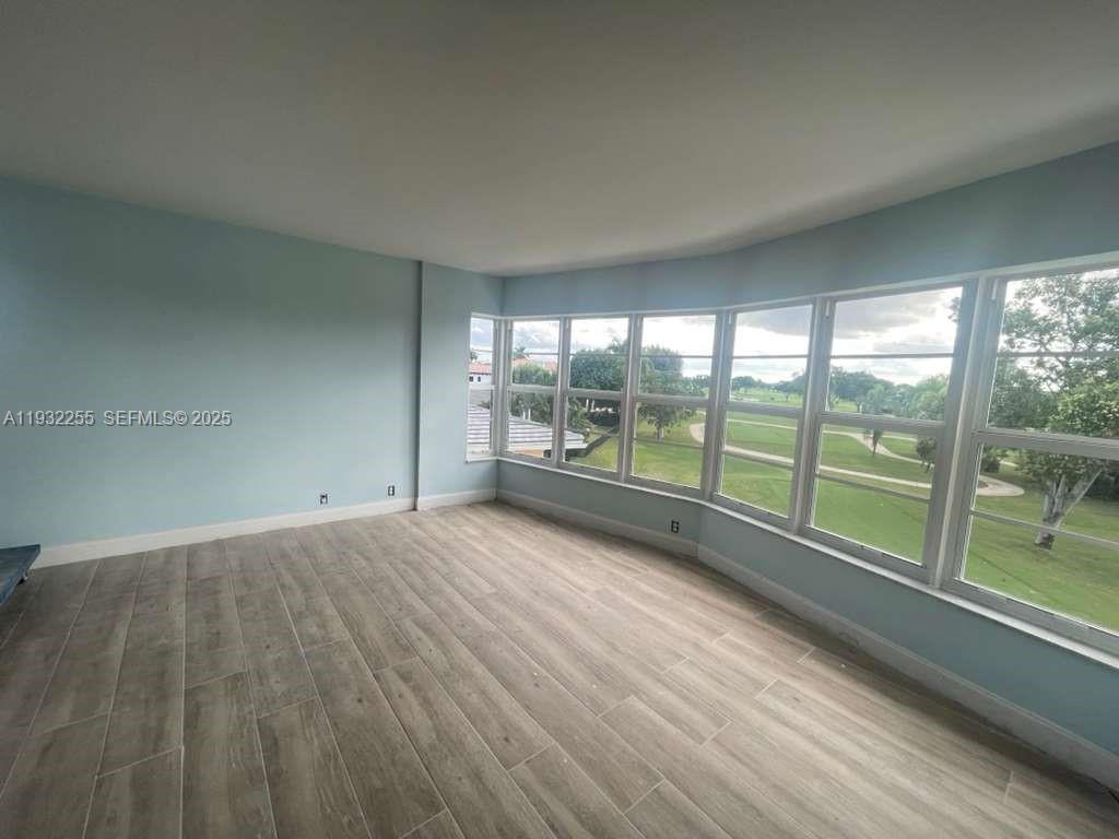 COUNTRY CLUB TOWERS CONDO - Residential
