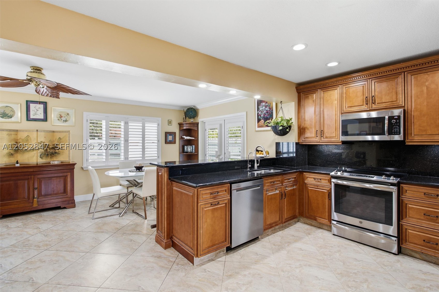 ROYAL PALM ACRES 10 SEC - Residential