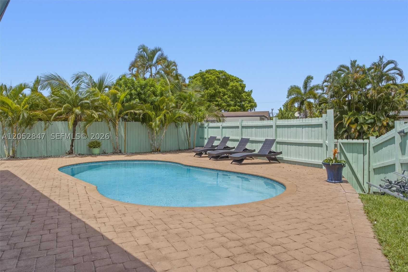 ROYAL PALM ACRES 10 SEC - Residential