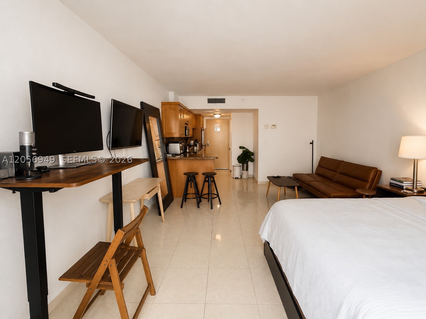 THE AVENTURA BEACH CLUB C - Residential