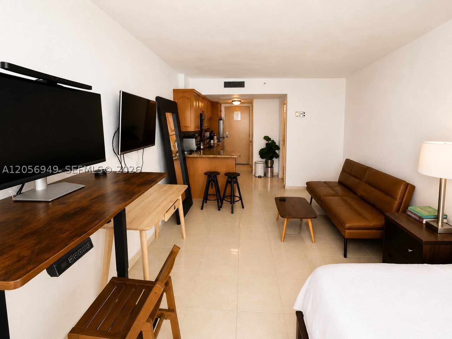 THE AVENTURA BEACH CLUB C - Residential