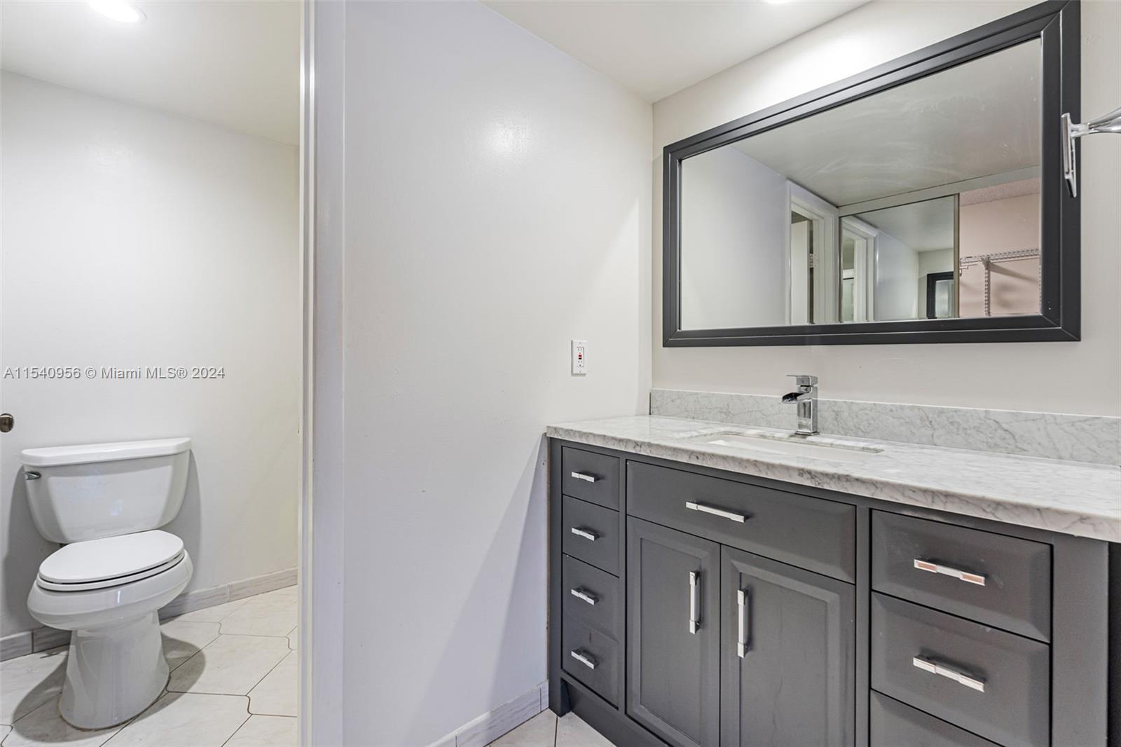 CONDO 19 OF WHITEHALL CON - Residential Lease
