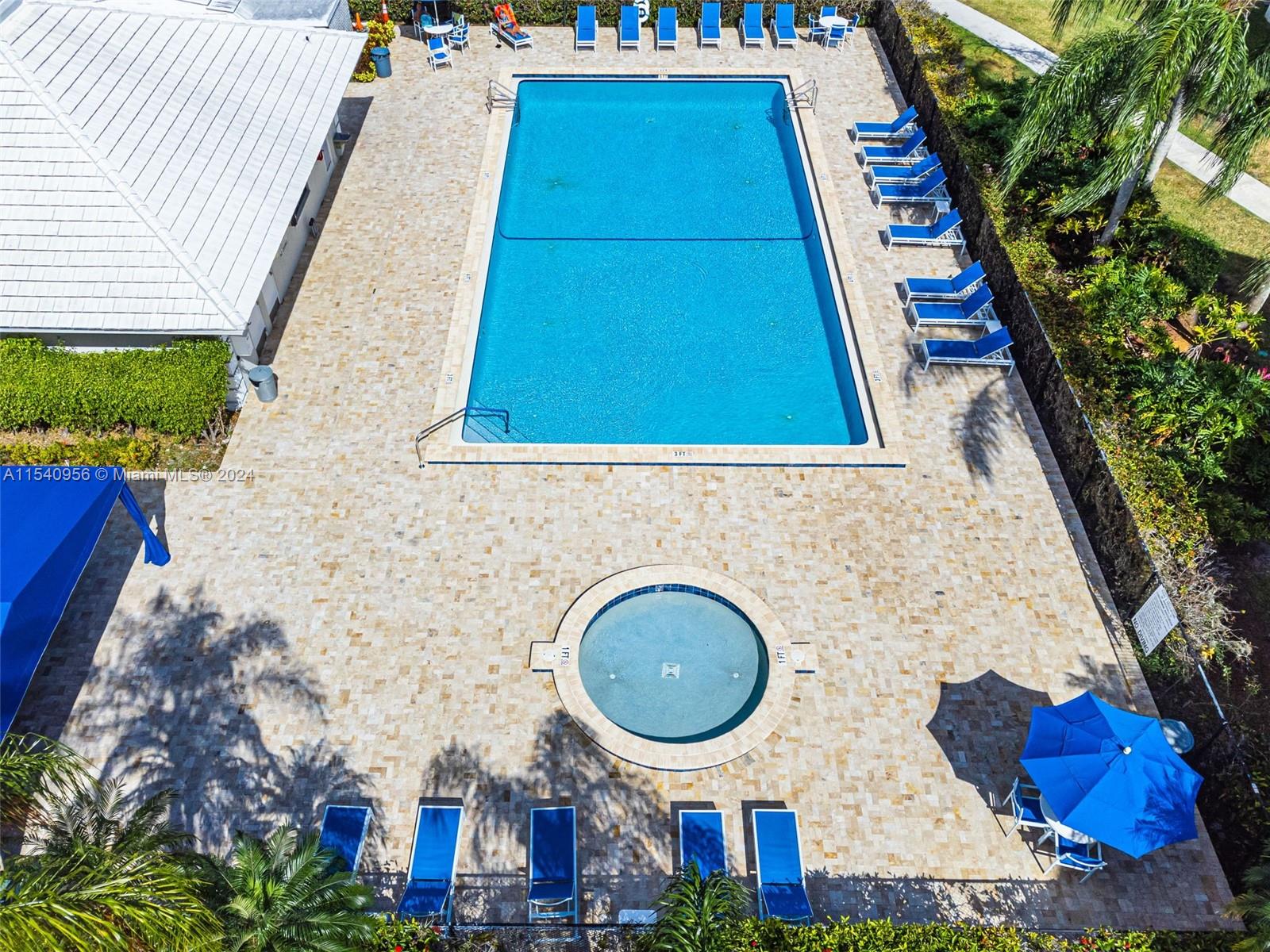 CONDO 19 OF WHITEHALL CON - Residential Lease